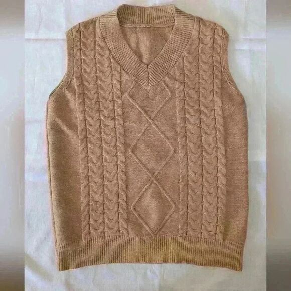 Source Unknown Jackets & Blazers - Brown Pullover Vest Close Knit